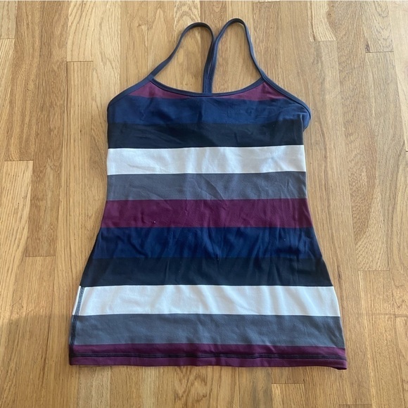 Lululemon striped power Y size 4 - Picture 1 of 4